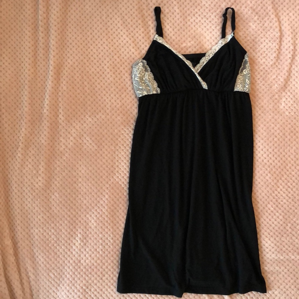 Motherhood Maternity nightgown